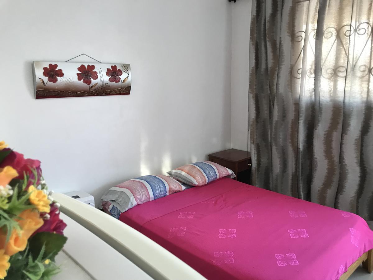 Inn Tropicana De Pilar Oliveros *