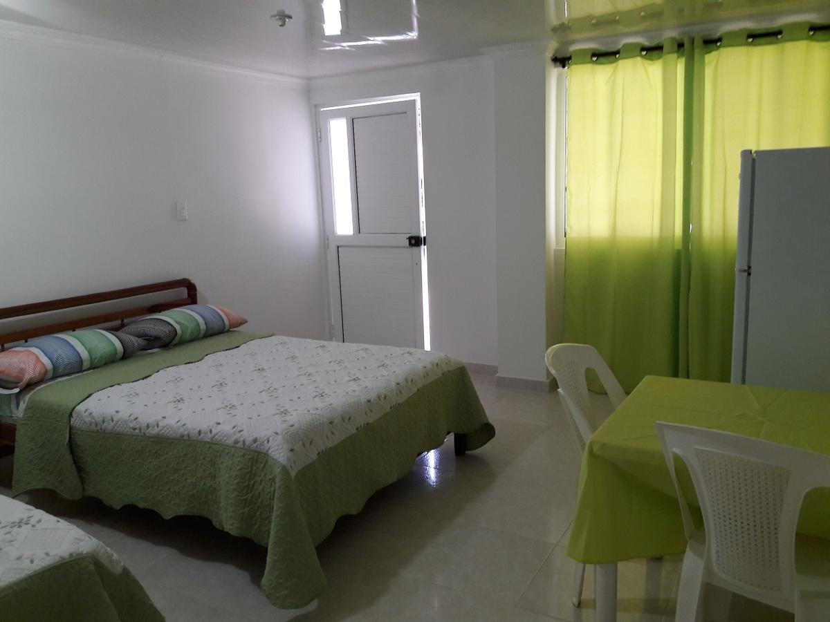 Tropicana De Pilar Oliveros Inn *