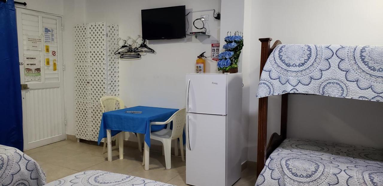 Inn Tropicana De Pilar Oliveros *
