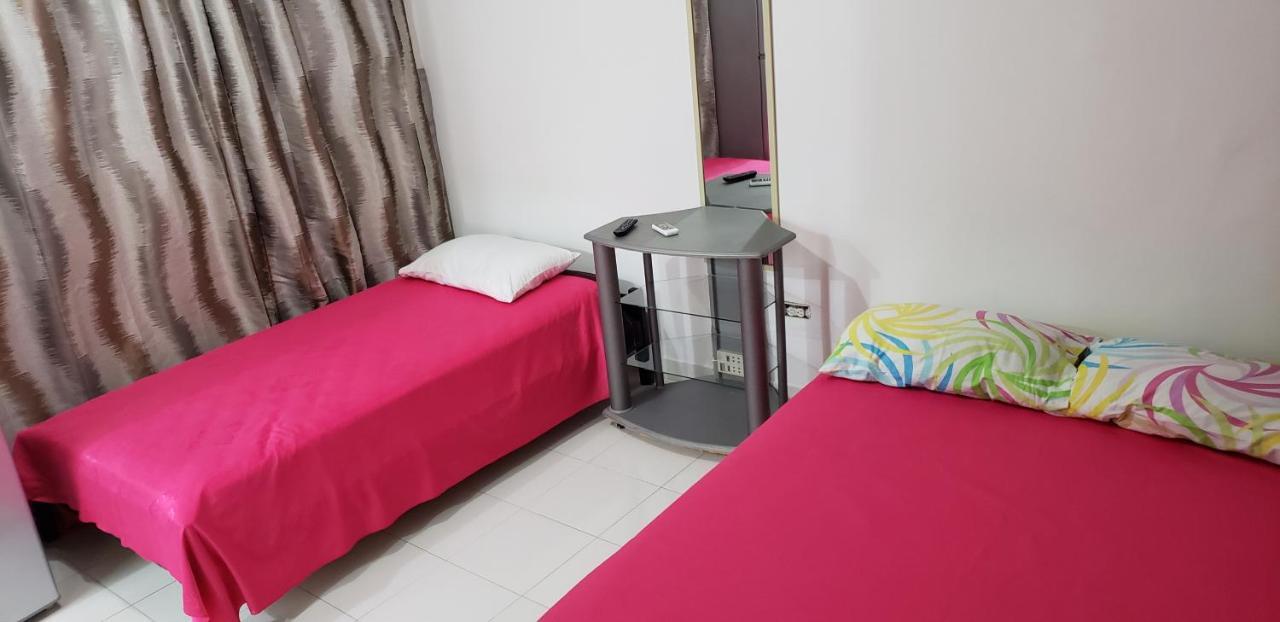 Inn Tropicana De Pilar Oliveros *